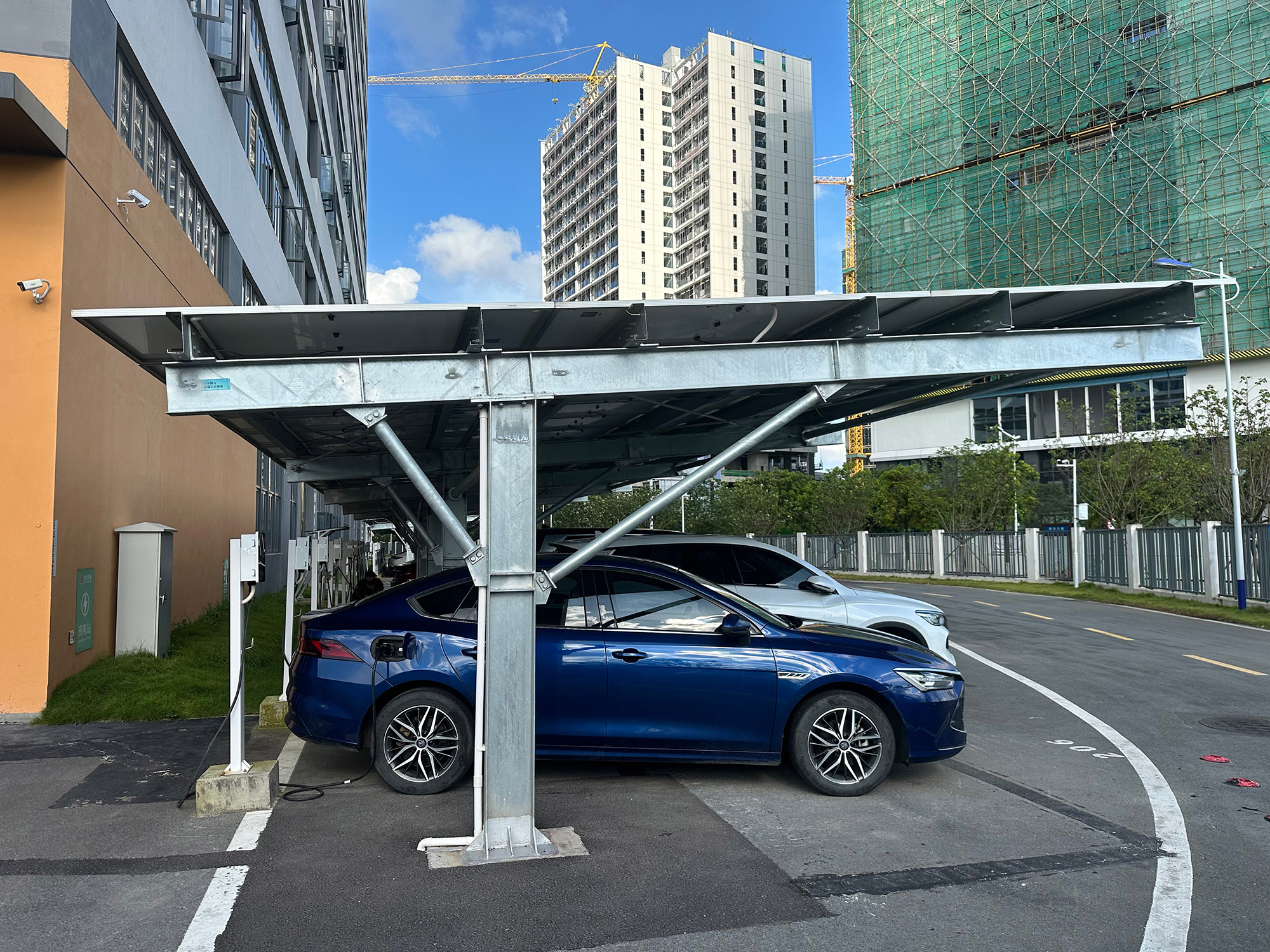 Solar Bus Shelter Mounting Structure C Channel For Public Transit PV Canopy System