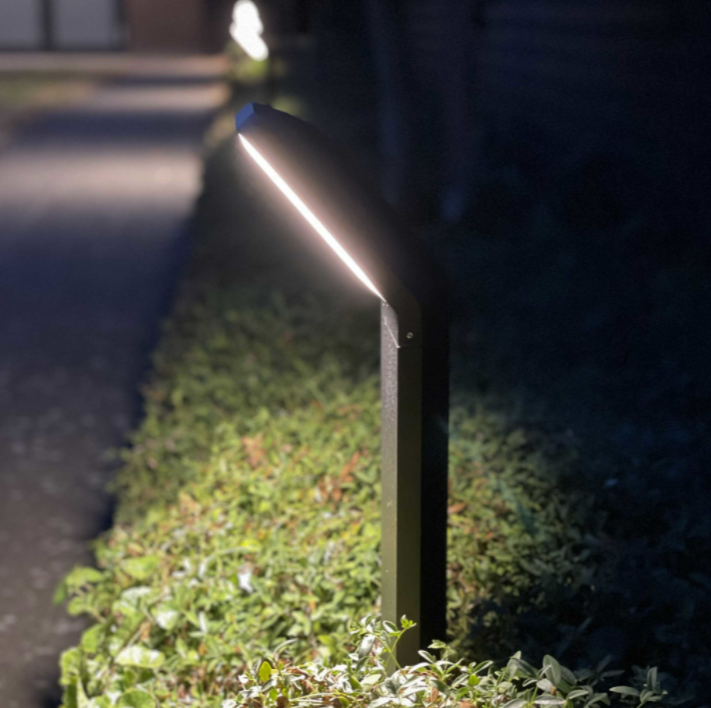 Outdoor Waterproof Landscape Yard Park Pathway Street Villa Garden Lamp Led Lawn Pillar Bollard Light Garden Lights