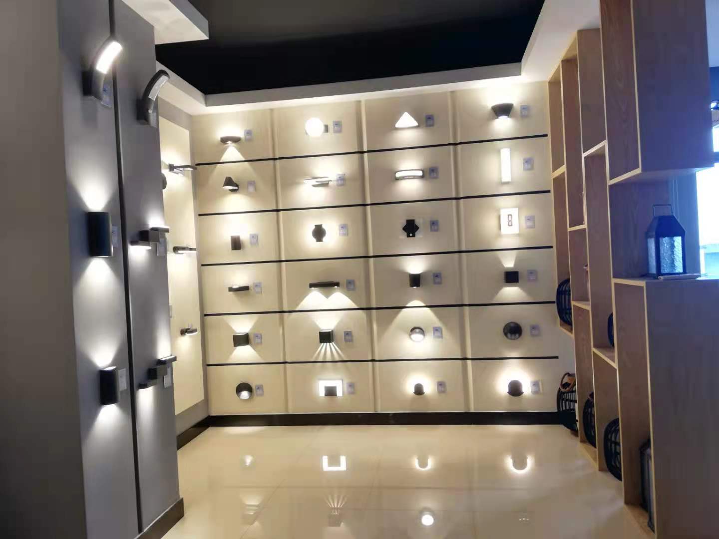 Showcase 3