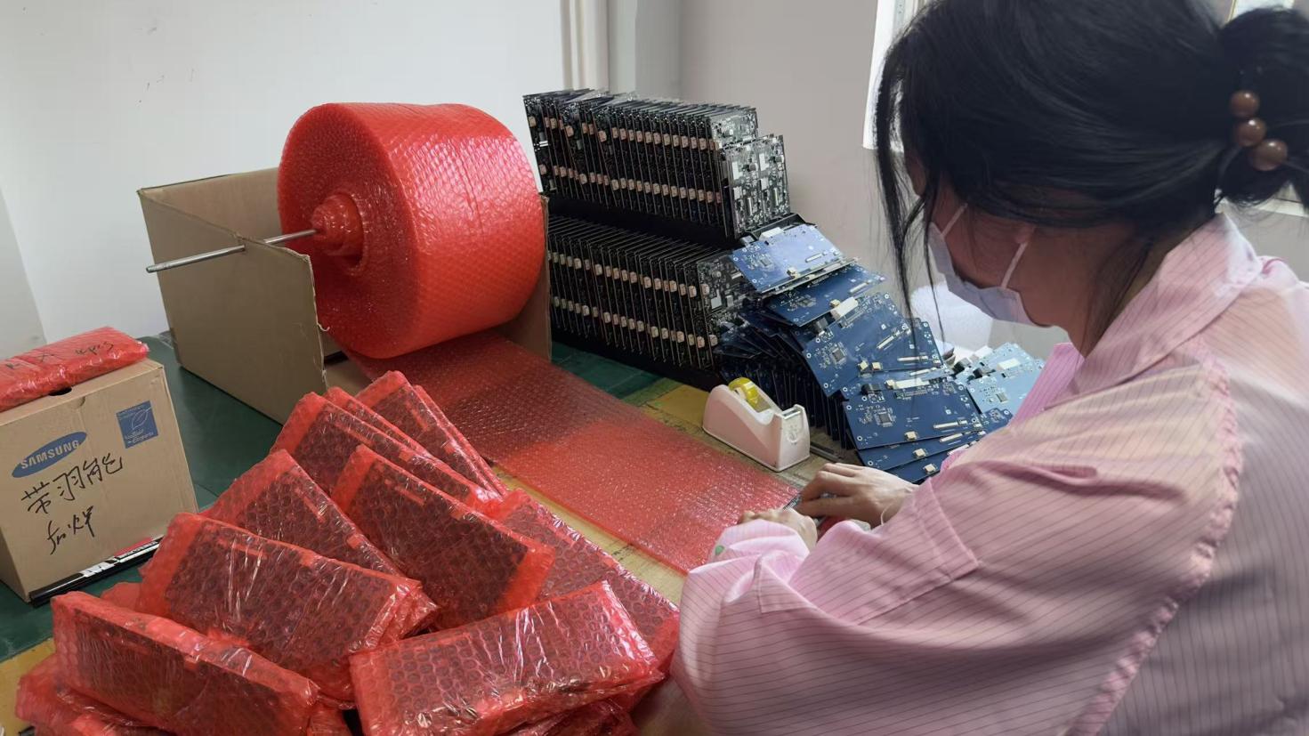 Sema thermal camera product packaging and labeling process