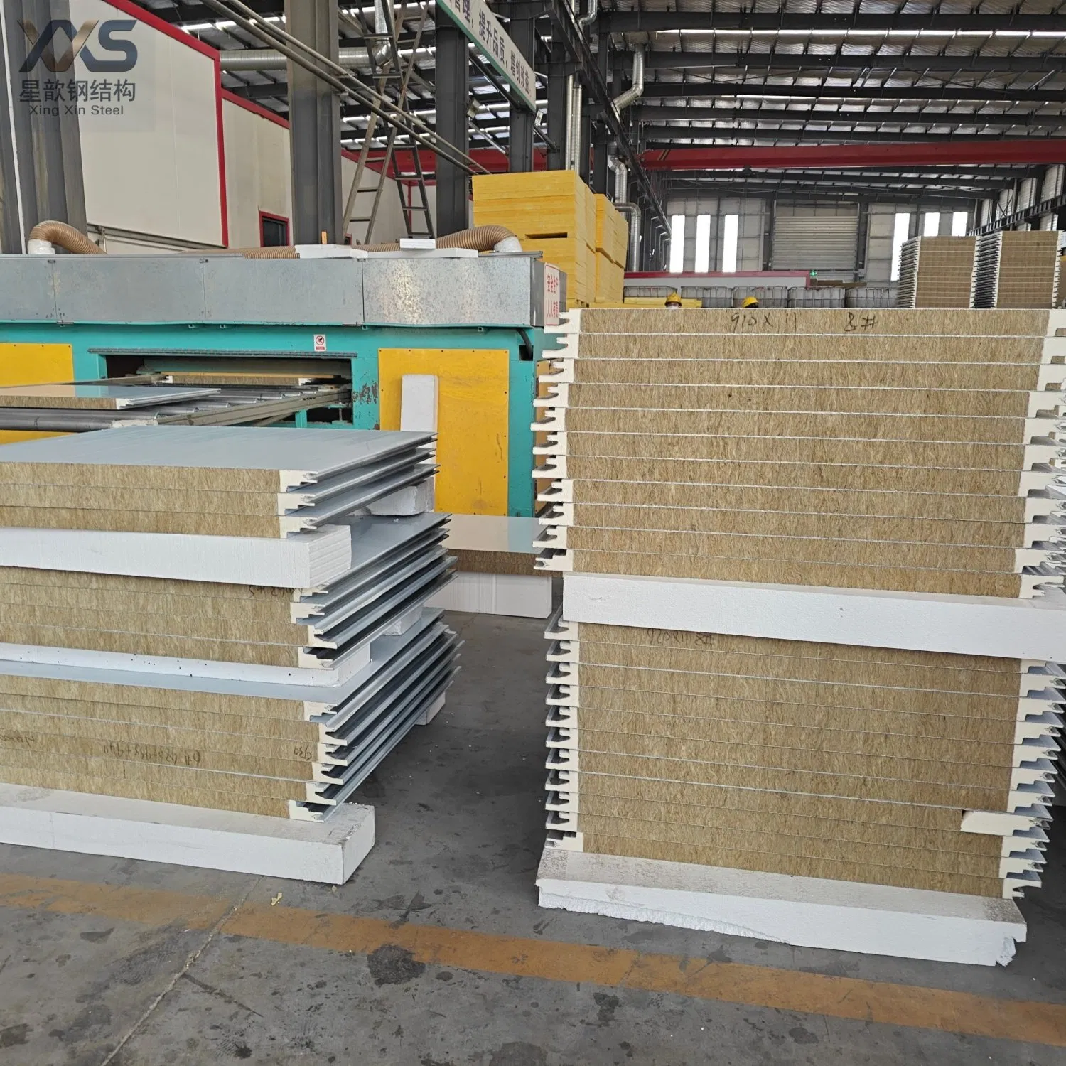 Rock Wool Insulated Metal Panel with Thermal Break Gasket for Curtain Wall Mullion Attachments