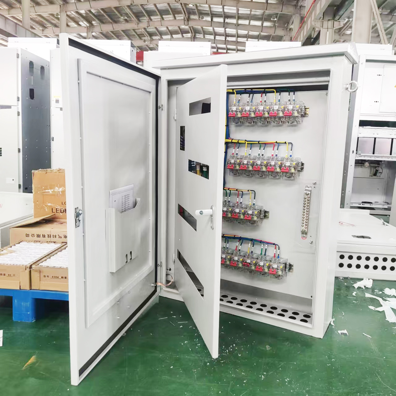 Portable Industrial Electrical Distribution Board 1.2mm High-Footed Temporary Power Construction Site Distribution Box Metal CE