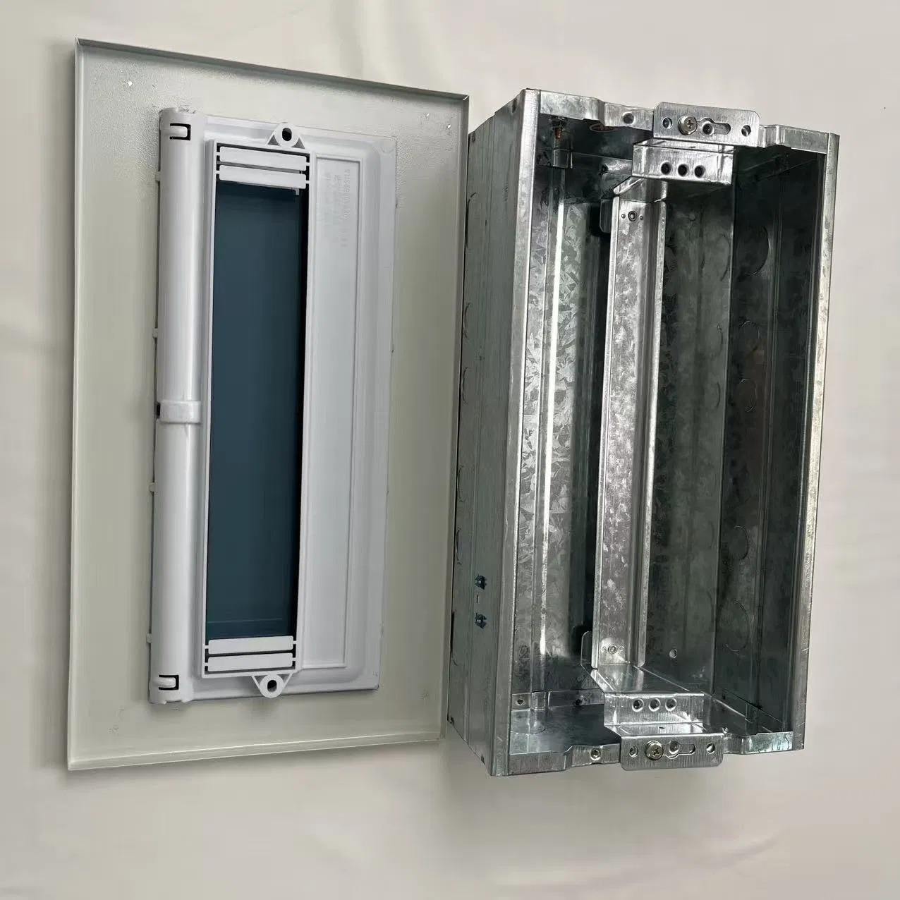 Factory Direct Cheap Concealed Distribution Box Details