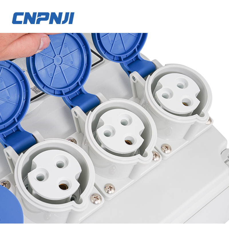 IP65 Waterproof Power Distribution Box with MCB for Smart Factories