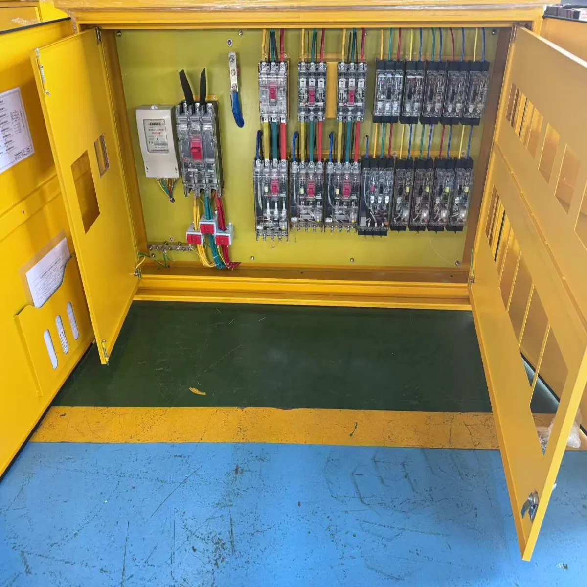 Reliable Power Management Stainless Steel Outdoor Distribution Box