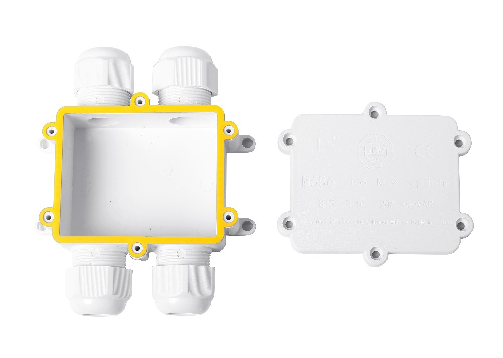 Outdoor IP68 Waterproof Junction Box 5 Way Electrical Plastic Enclosure TUV Certified