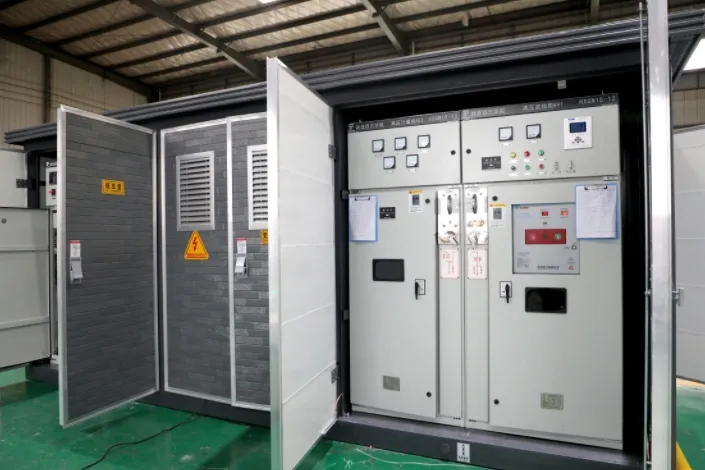 Smart Power Management Compact Energy Distribution Box for Efficient Use