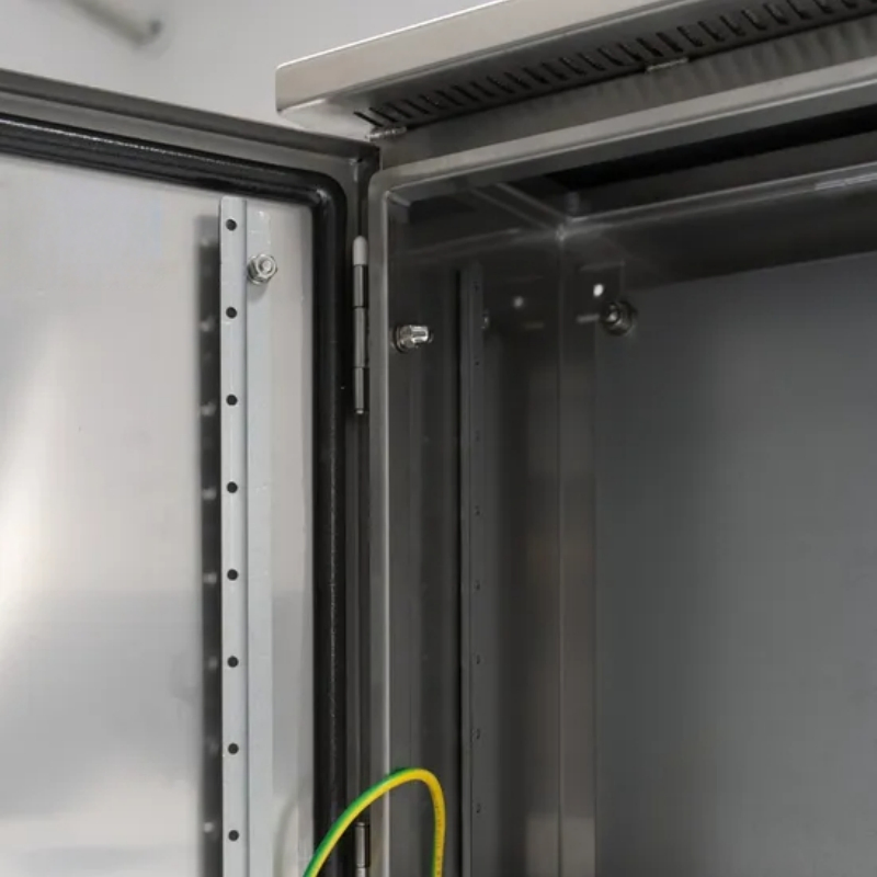 Low Voltage Power Distribution Cabinet Custom Electrical Box for Industrial Use