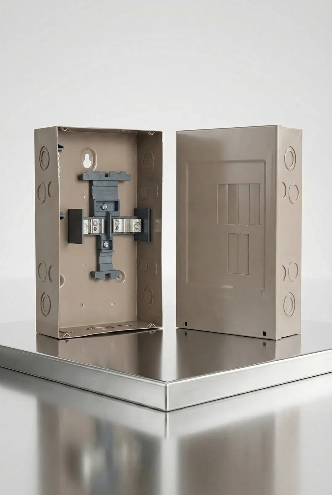Top Sell 8 Way Single Phase Wall Mounted MCB Distribution Box Enclosure