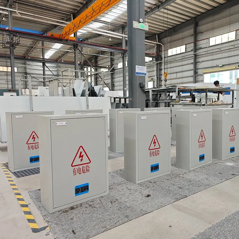 Smart Remote-Monitored Power Distribution Box Equipped with Precision Breaker