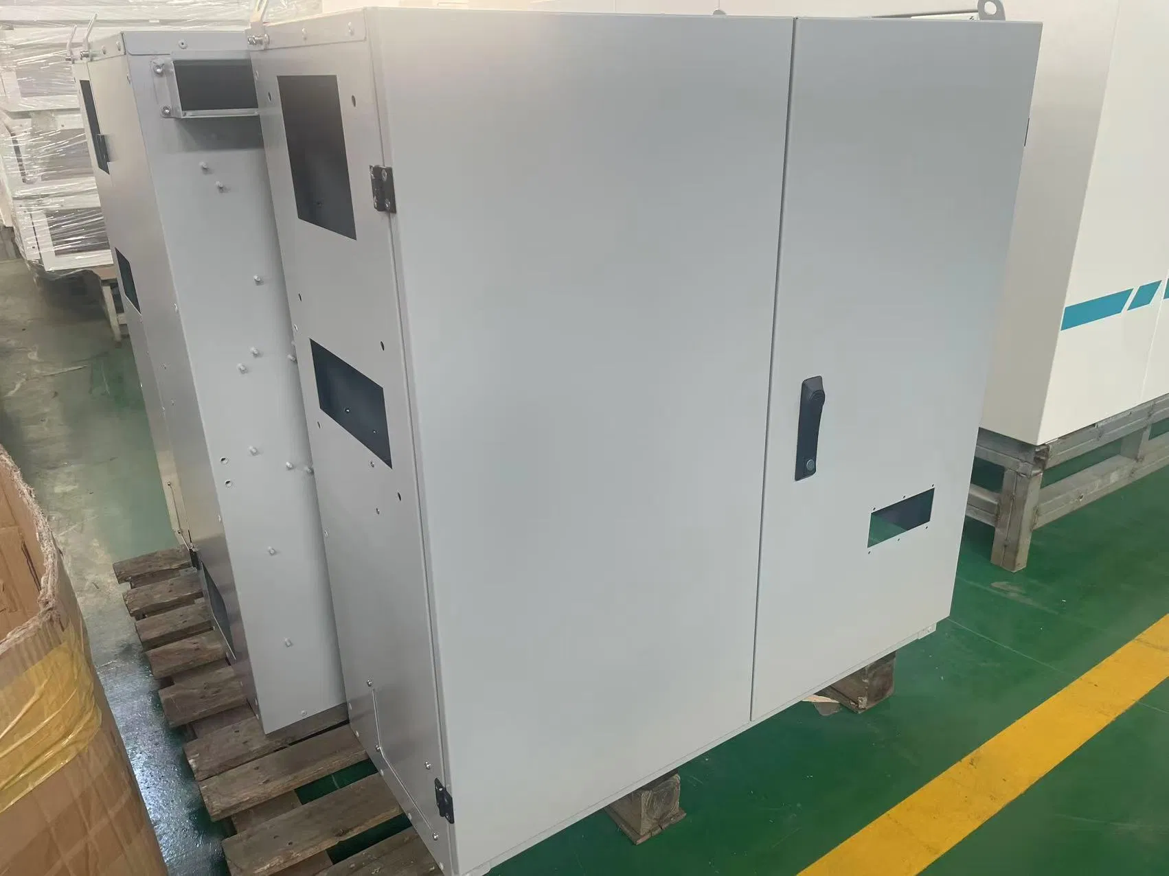 Customizable Electrical Meter Box for Efficient Power Distribution