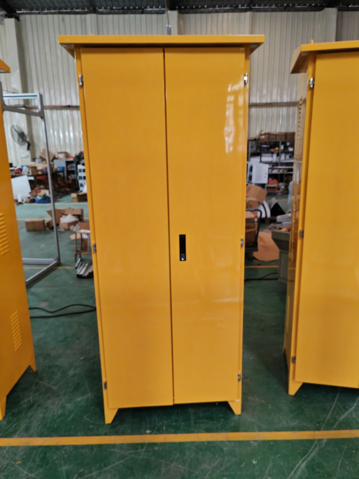 IP66 65 Stainless Steel Carbon Steel Electric Panel Power Company Distribution Box