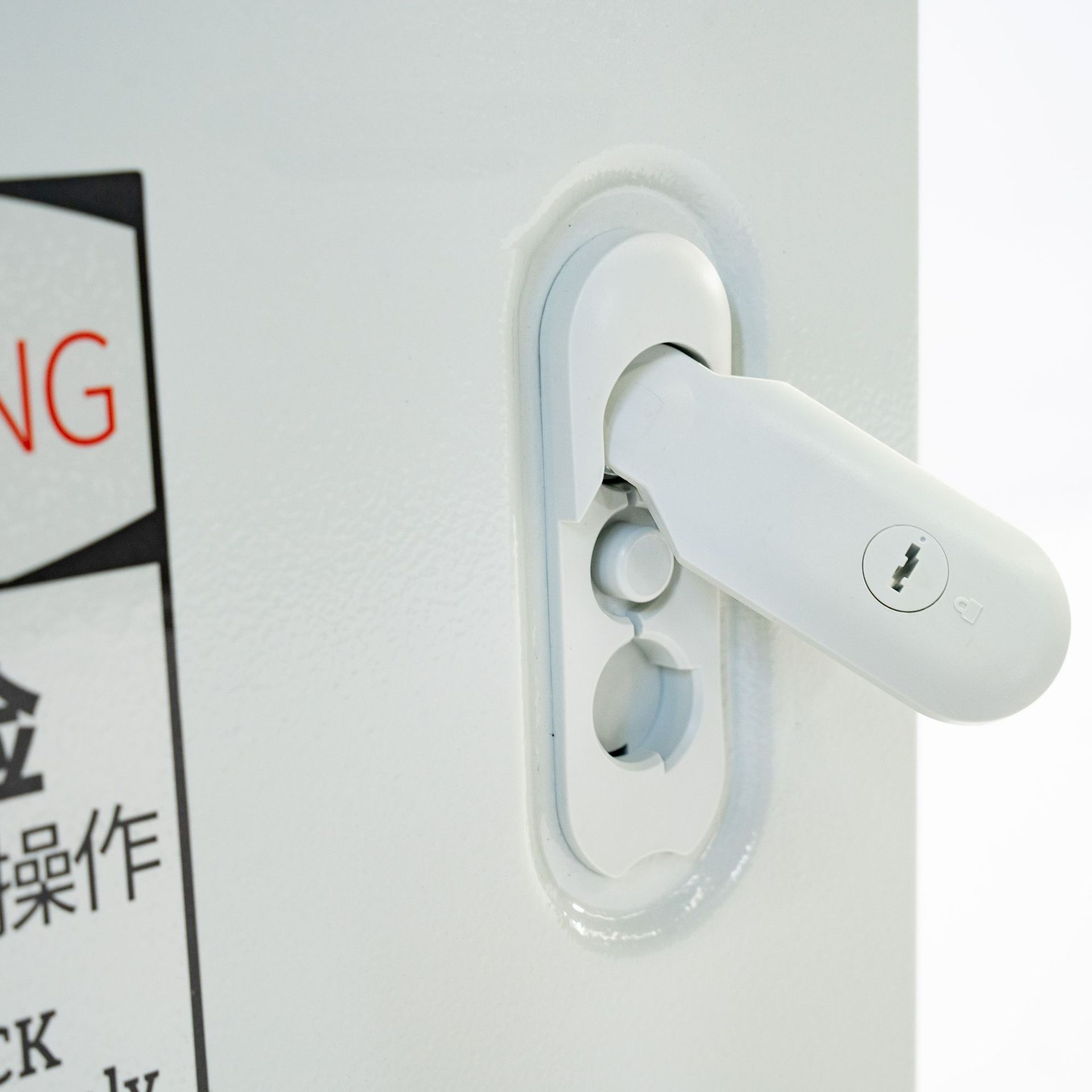 Fast Delivery Wall-mounted Power Control Box Outdoor Waterproof Stainless Steel Electrical Distribution Equipment