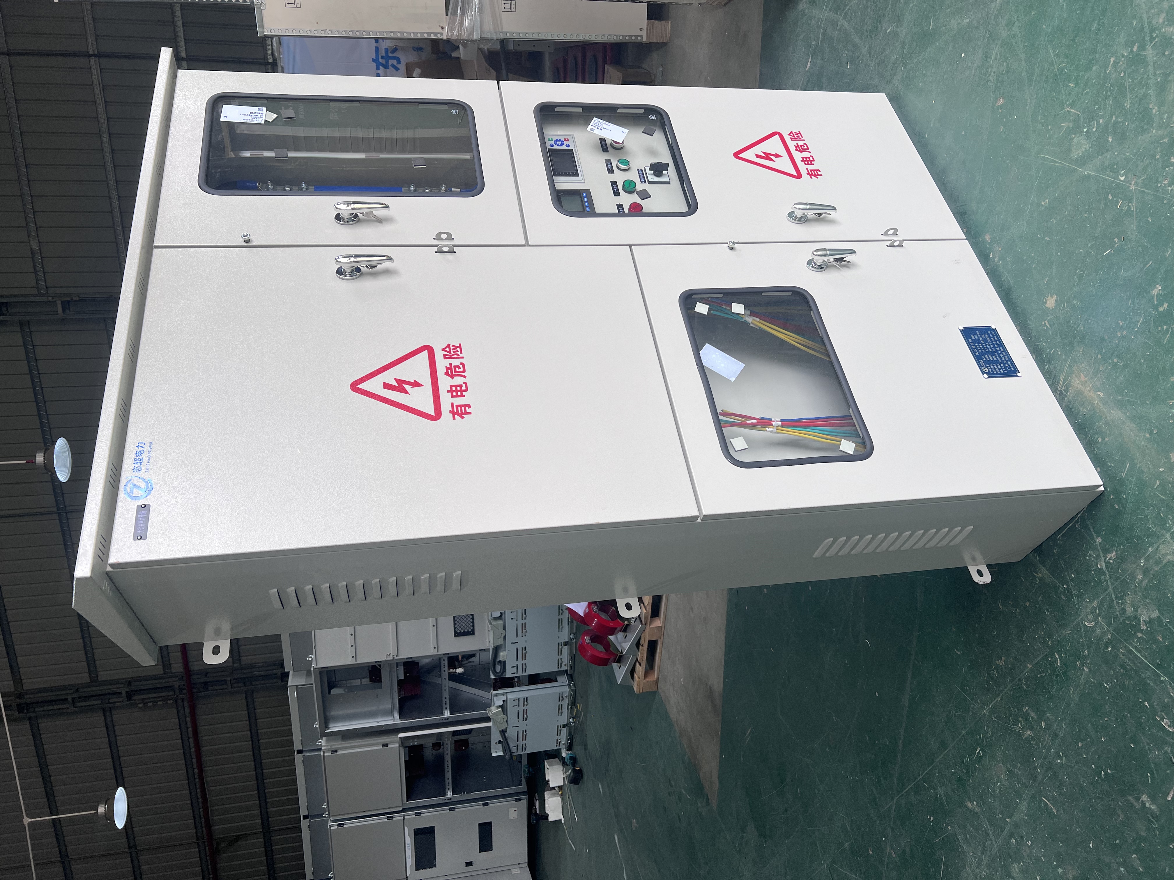 Solar PV Combiner Box DC Distribution Junction Box for Photovoltaic System