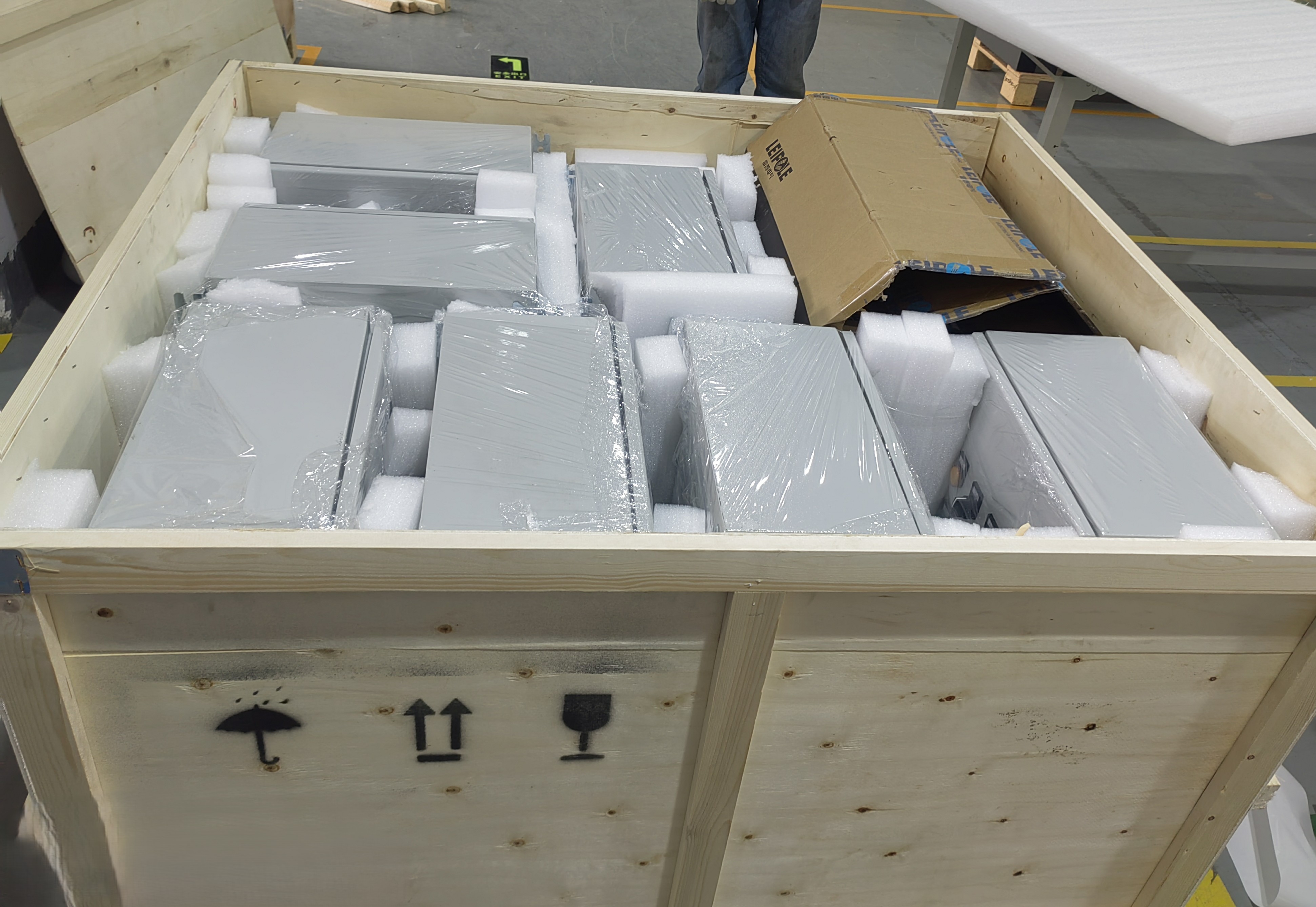 Wall Mount Power Distribution Box Circuit Breaker Panel Mini Sub Board Residential Light Commercial Steel Enclosure