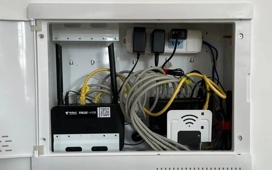 Wall Mount Electrical Power Distribution Box Compact Design for Residential and Commercial Use