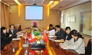 Kelong coal mine auxiliary transportation equipment — frame-type handling vehicle