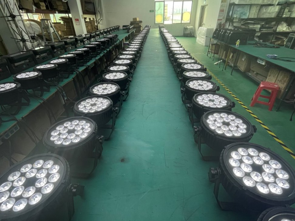 New High Brightness 18LEDs 18W RGBWA UV 6in1 Outdoor Waterpfoor LED PAR Light for Stage