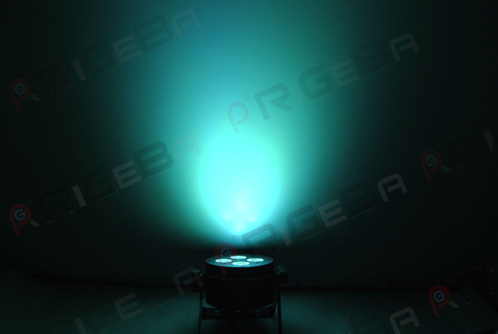 Truss Warmer 4LEDs*8W RGBW 4in1 Mini LED Stage PAR 36 Can Light