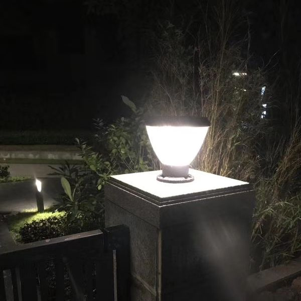 LED Gate Column Fence Pillar LED Lighting Victorian Wrangler Solar Head Post Fixture