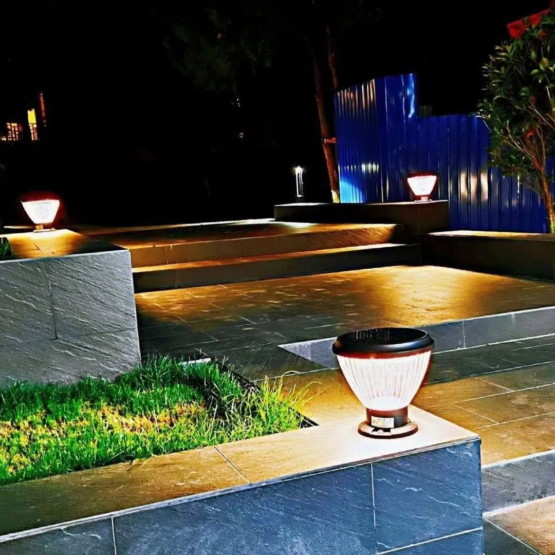 LED Gate Column Fence Pillar LED Lighting Victorian Wrangler Solar Head Post Fixture