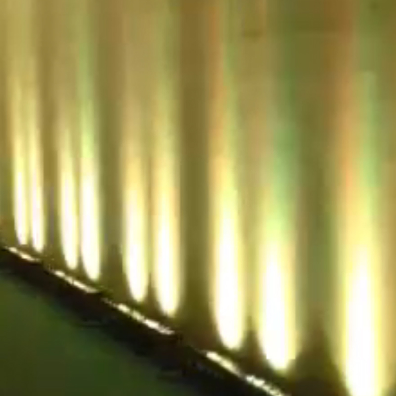 High Quality Outdoor Waterproof Pixels 24X10W 4in1 RGBW LED Effect Matrix Bar City Wall Washer Stage Lighting for DJ Disco Wedding Party Show Church Theater