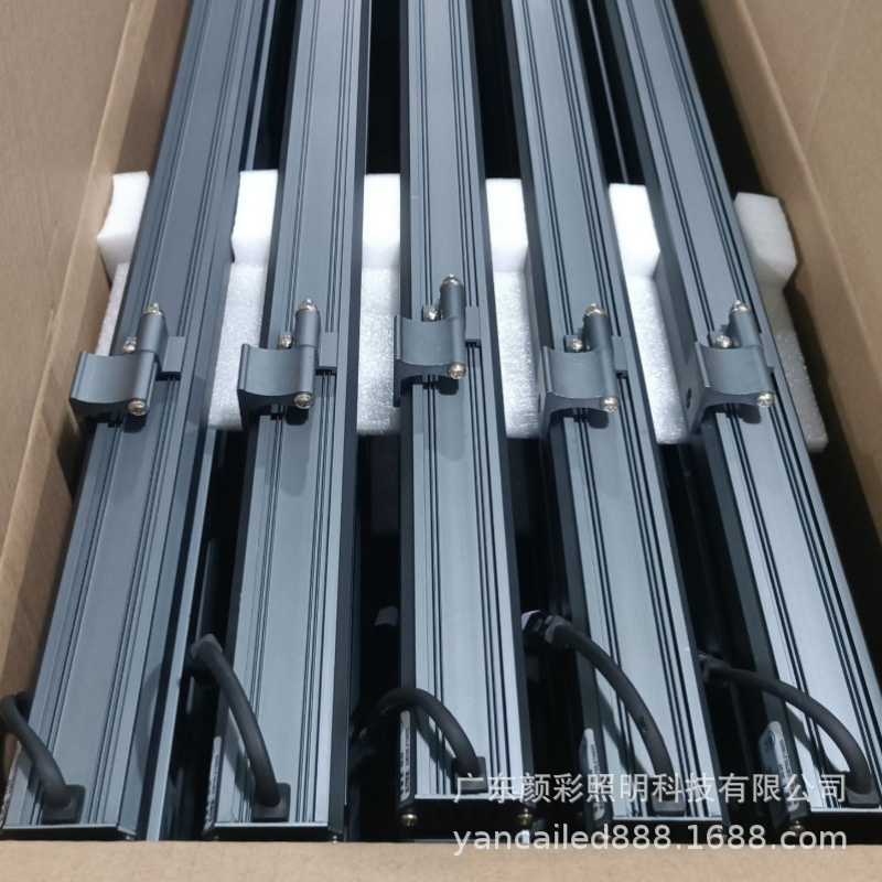 Professional Stage Lighting IP65 Outdoor Waterproof LED Strip Pixel Bar Wash RGBW 18W24W 36W LED Wall Washer Light