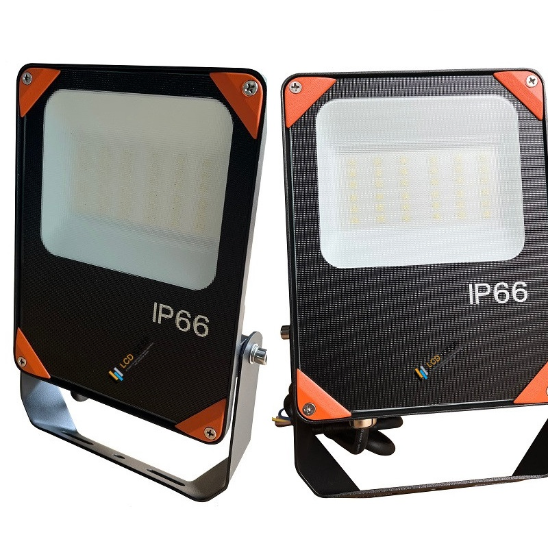 LED Floodlight 50W-200W 120-277VAC 18-32VDC 5000K Medium Optic IP66 Ik08 160lm/W 1-10V Dimmable for Sports Stadium, Tennis Court, and Marine Lighting