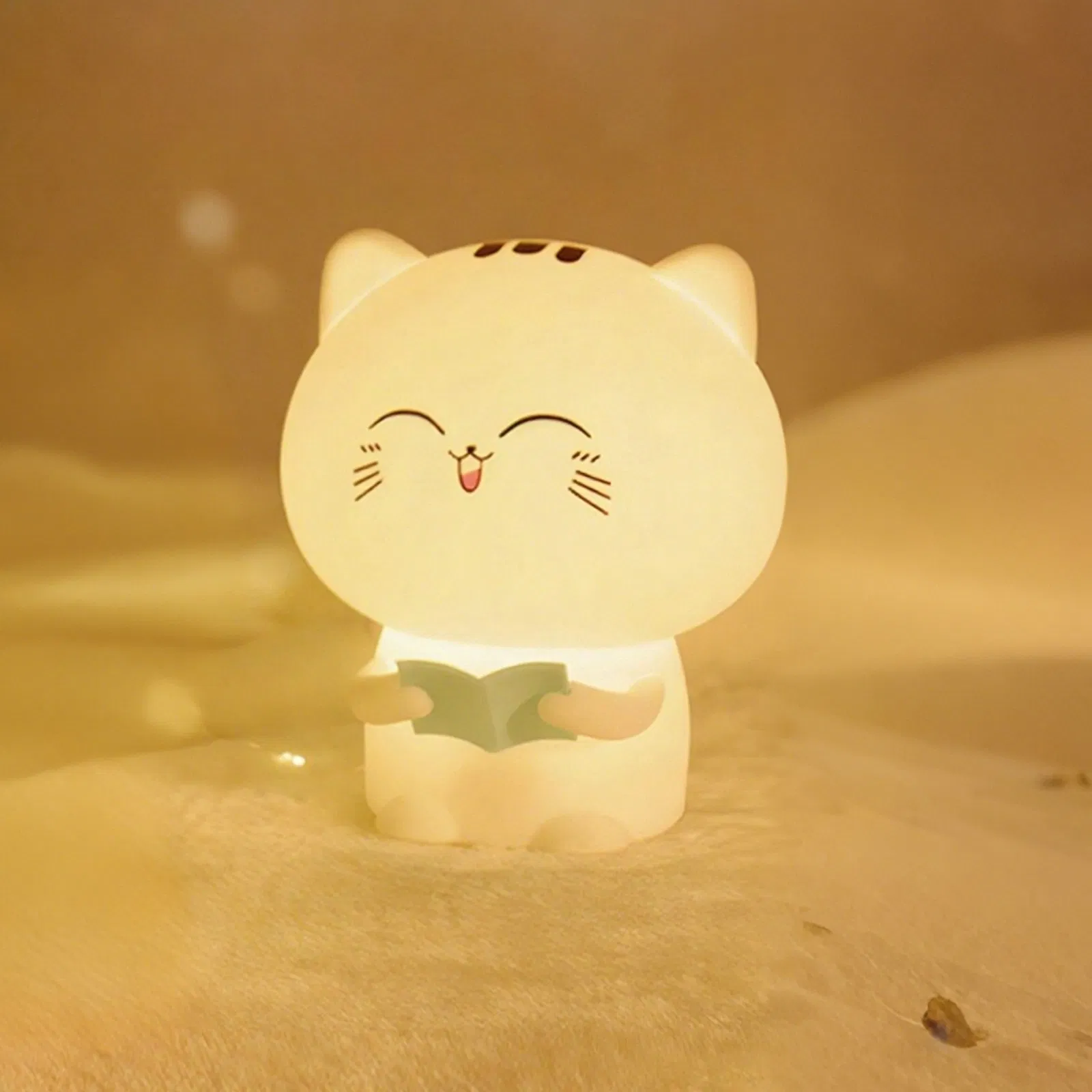 171 Cute Cat Silicone Lamp Remote Control Dimmable LED Ambient Lighting for Bedroom