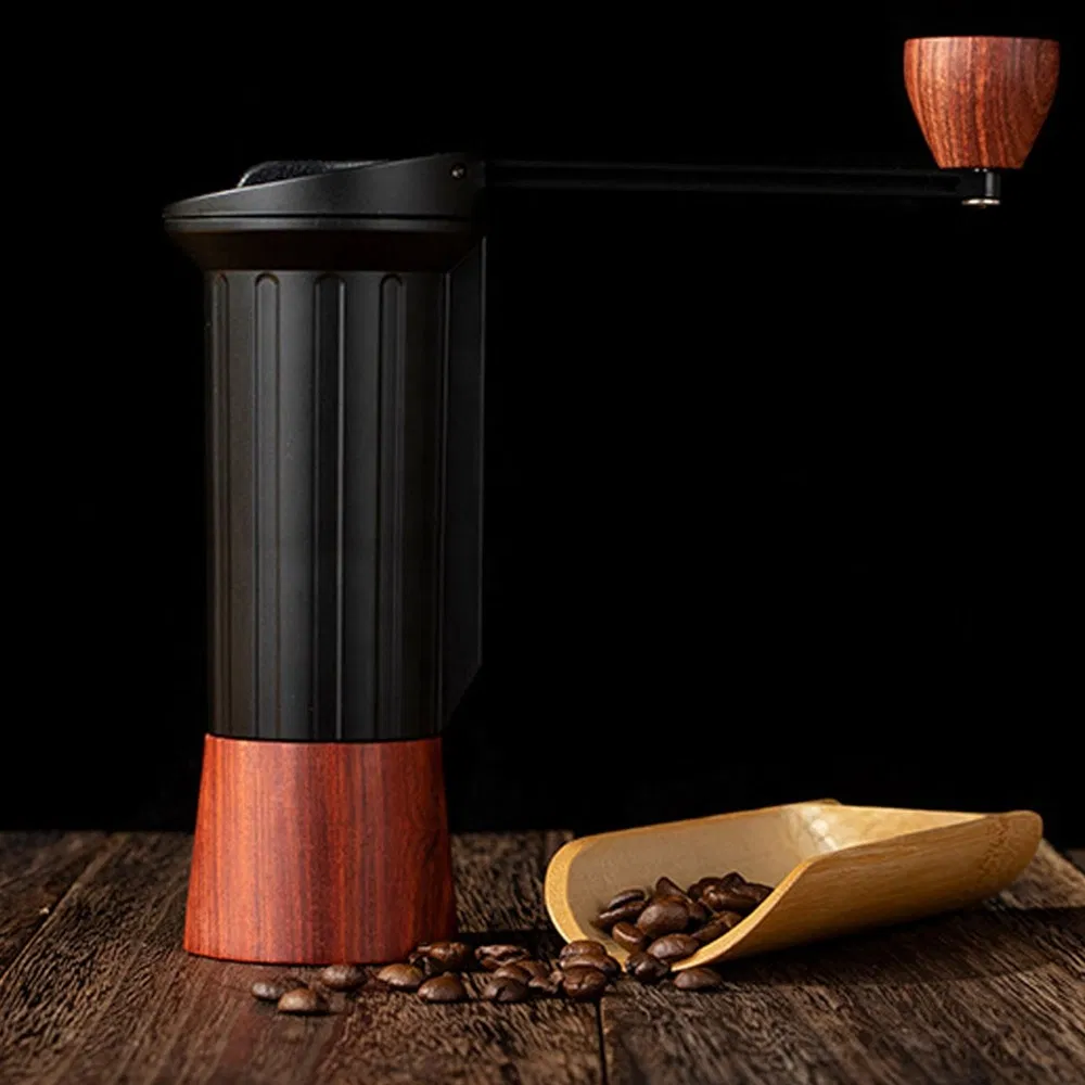 Molino de café manual profesional portátil invisible de mano con muelas cónicas para grano de café máquina de café manual al por mayor