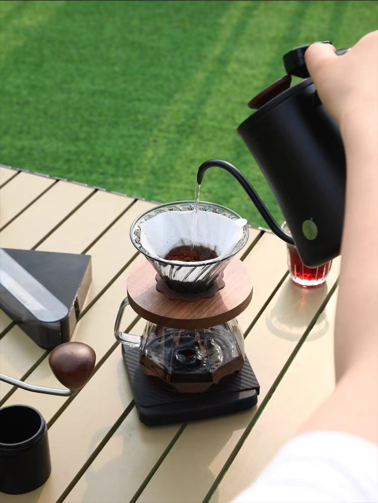 Conjunto de regalo de cafetera de goteo al aire libre, molinillo de café, bolsa de viaje y tetera