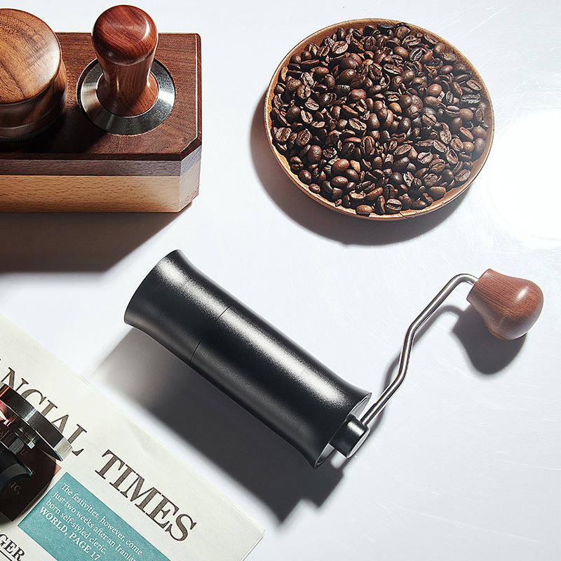 Máquina de espresso personalizada con núcleo de molienda de acero inoxidable, molinillo de café de manivela, diseño fácil de limpiar