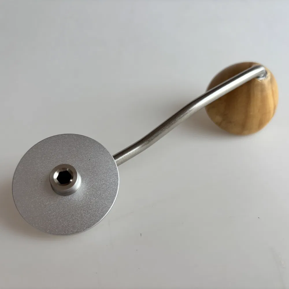 Molino de café manual premium con mango de madera cómodo