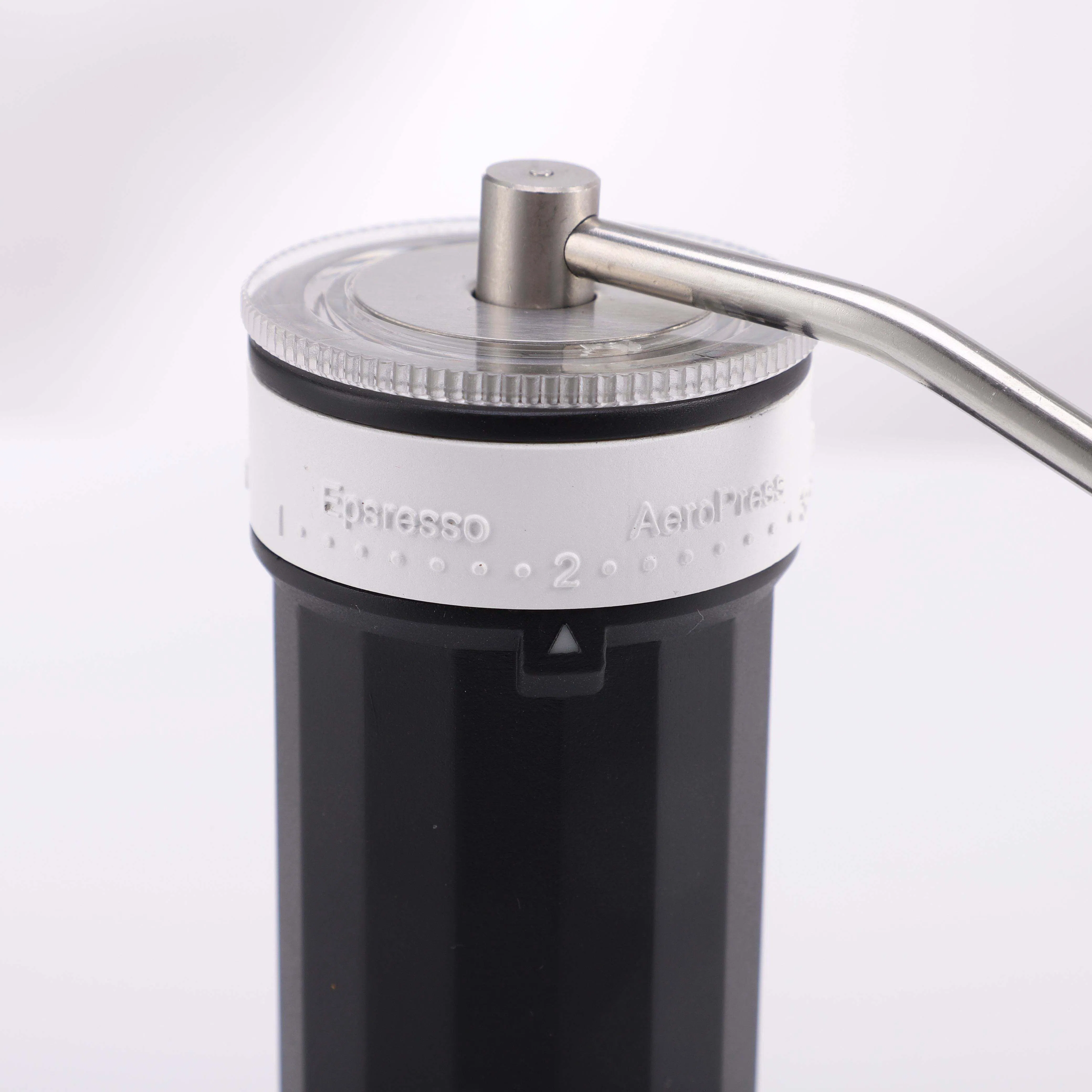 Herramientas de café de venta al por mayor, molinillo de café manual ajustable de acero inoxidable con cuerpo de cerámica