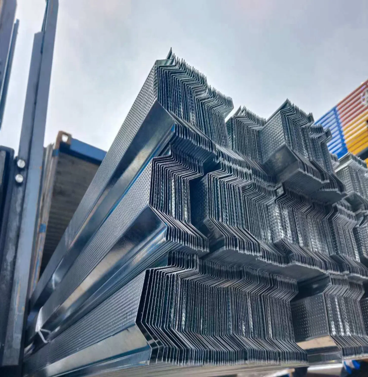 Galvanized Ceiling Steel Metal Frame Structure Ceiling Hat Channel Omega Channel Furring Channel