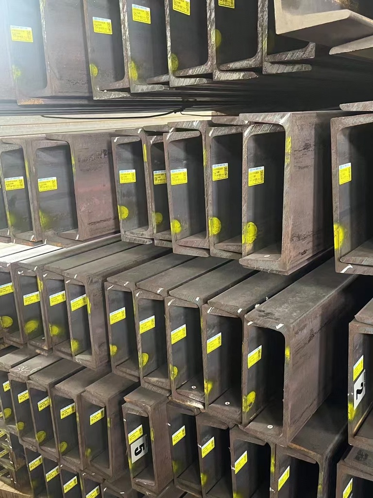 Q235/Q345/Ss400 Hot Rolled Steel Channel U/C Section Shaped Steel Channels Ss400 Profile Galvanized 6m-12m U Beam