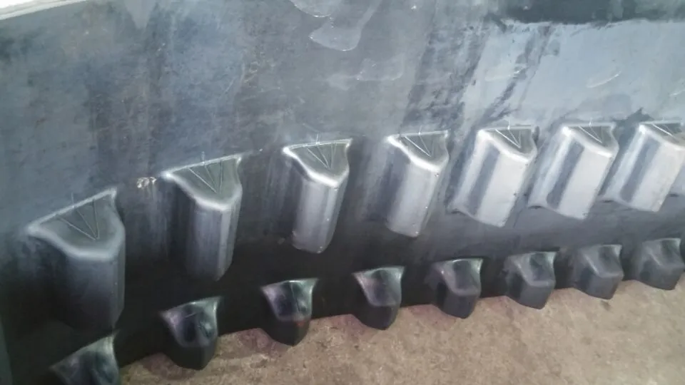 PT60 247 257 Rubber Track