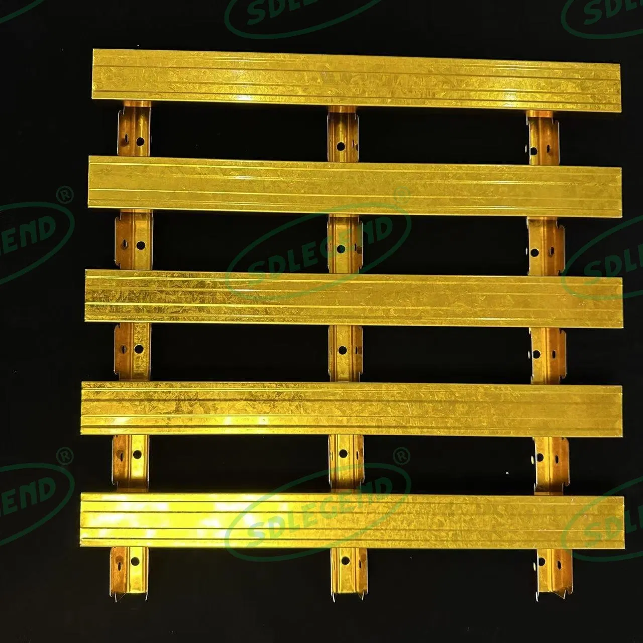 Galvanized Steel Drywall Profile Holder Wall and Ceiling Drywall Profiles Omega/C/U Furring Channel Metal Stud/Track