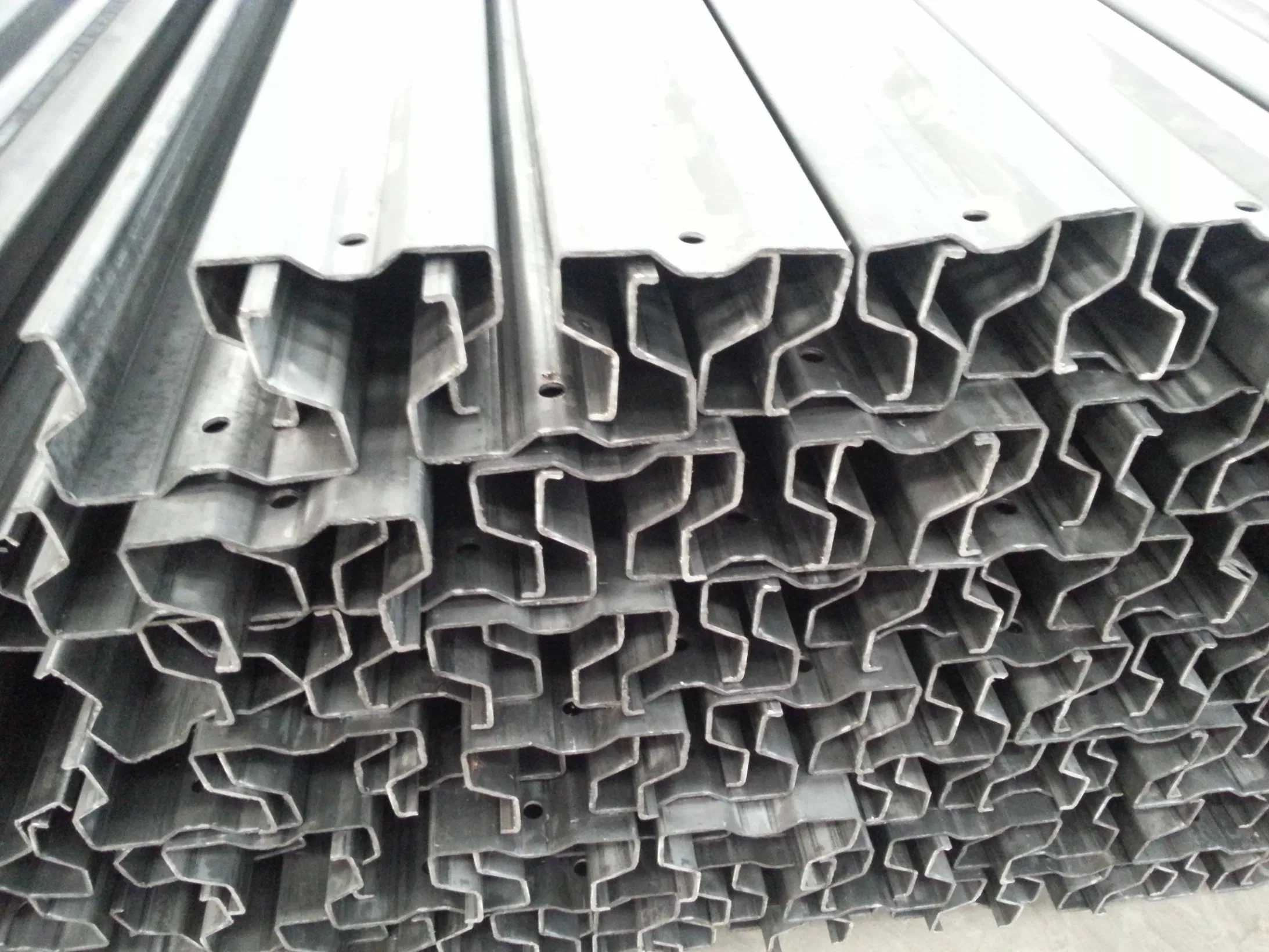 Shelf Column Cold Formed Steel Section for Supermarket