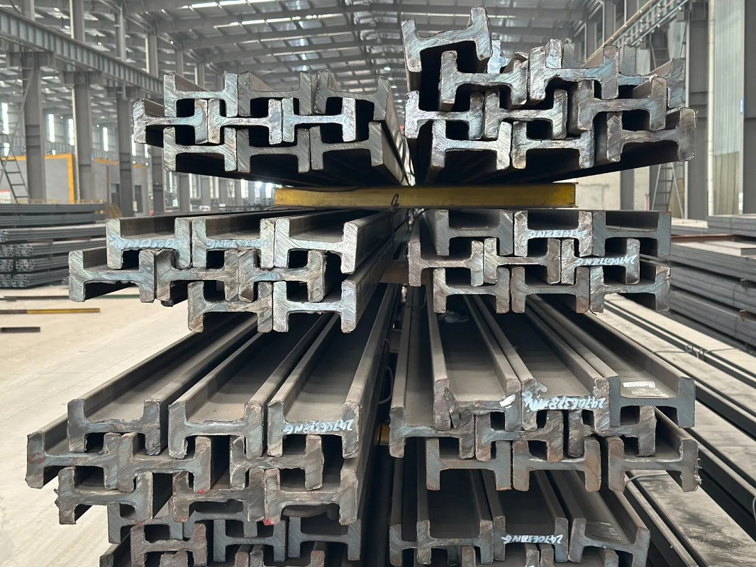 Customized Forklift Mast Steel C Channel J Profile H Beam Heavy Duty Structural Girder