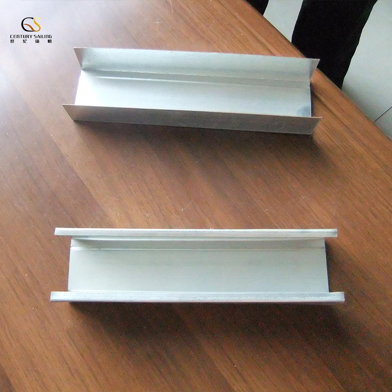 Metal Stud and Track Metal Furring Channel, Light Gage Steel Joist for Building