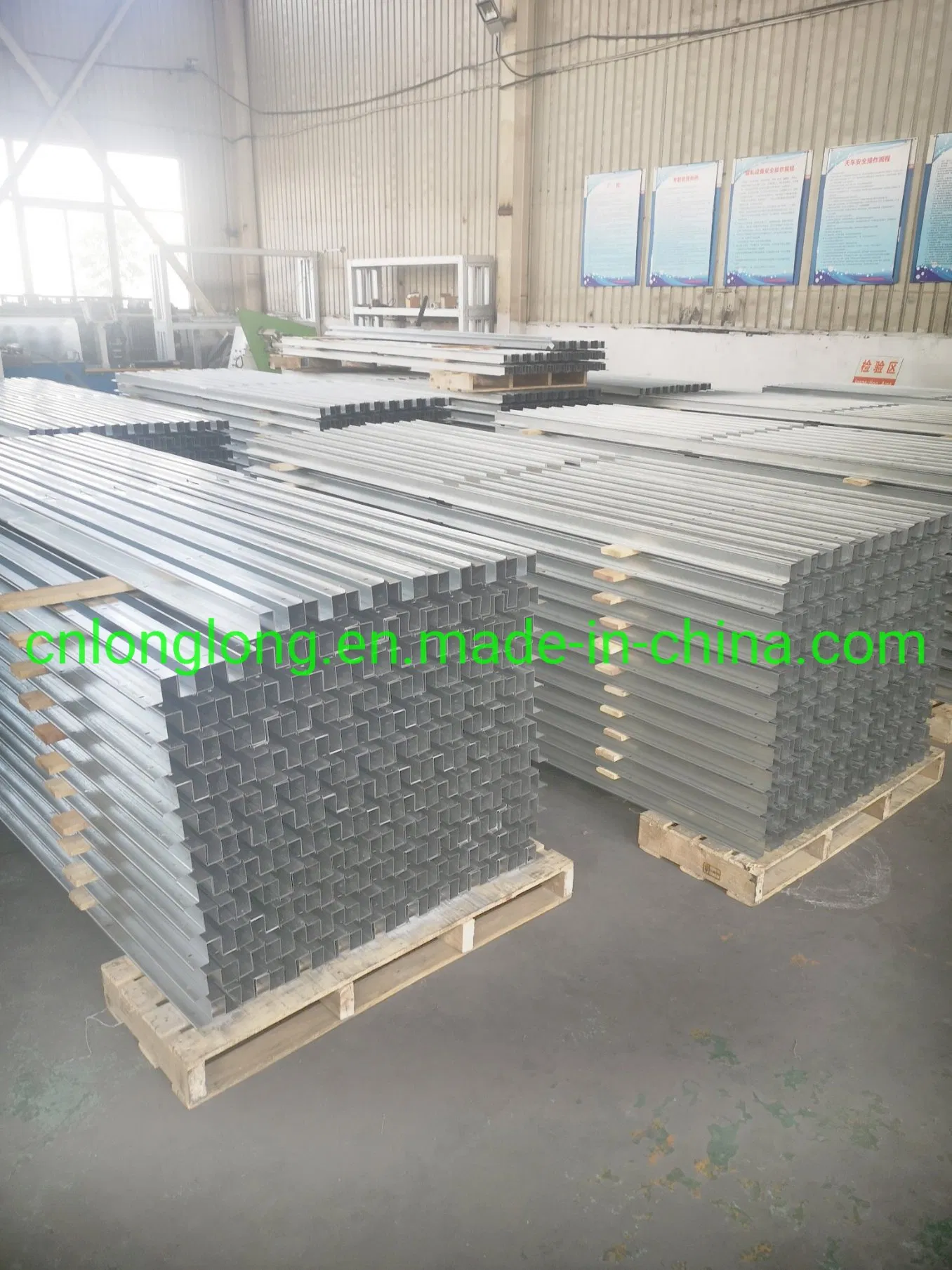 High Accuracy Light Steel Stud and Track for Ceiling with Z275 (BAT)