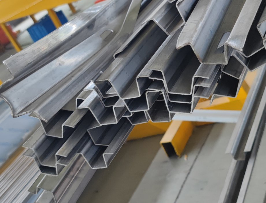 Cold Formed Special C Section Steel, C Section Steel Wholesale Price