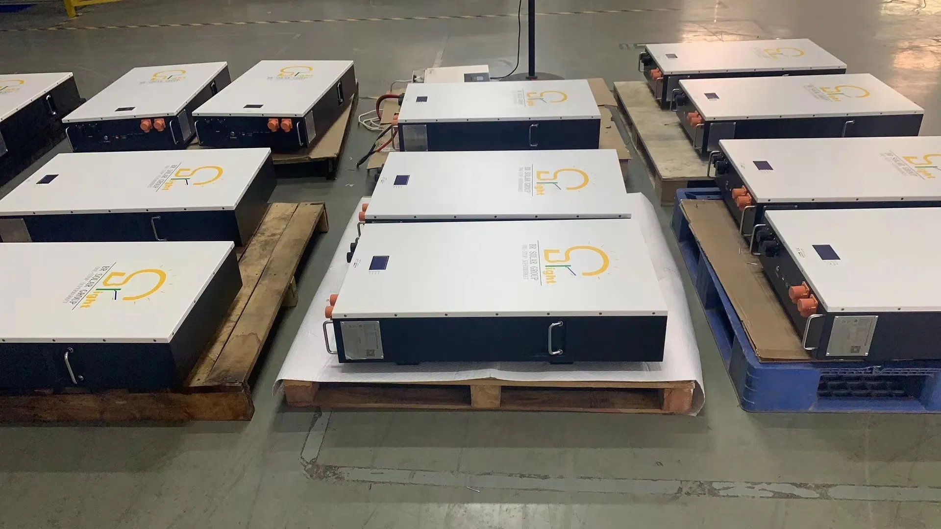 48V 5kwh/10kwh 100ah 200ah Powerwall Solar Lithium LiFePO4 Li Ion/LiFePO4 /Lipo/Lto/LiFePO Phosphate Storage Battery for Solar Home Energy System