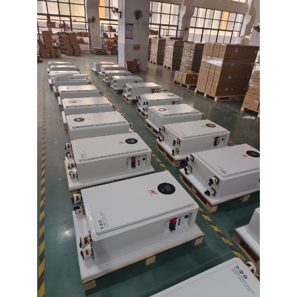 Wholesale Price Wingosolar 16KWH Lithium Battery Solar Storage 51.2v 314ah Lifepo4 8000 Cycles 10 Years Warranty with Wheels