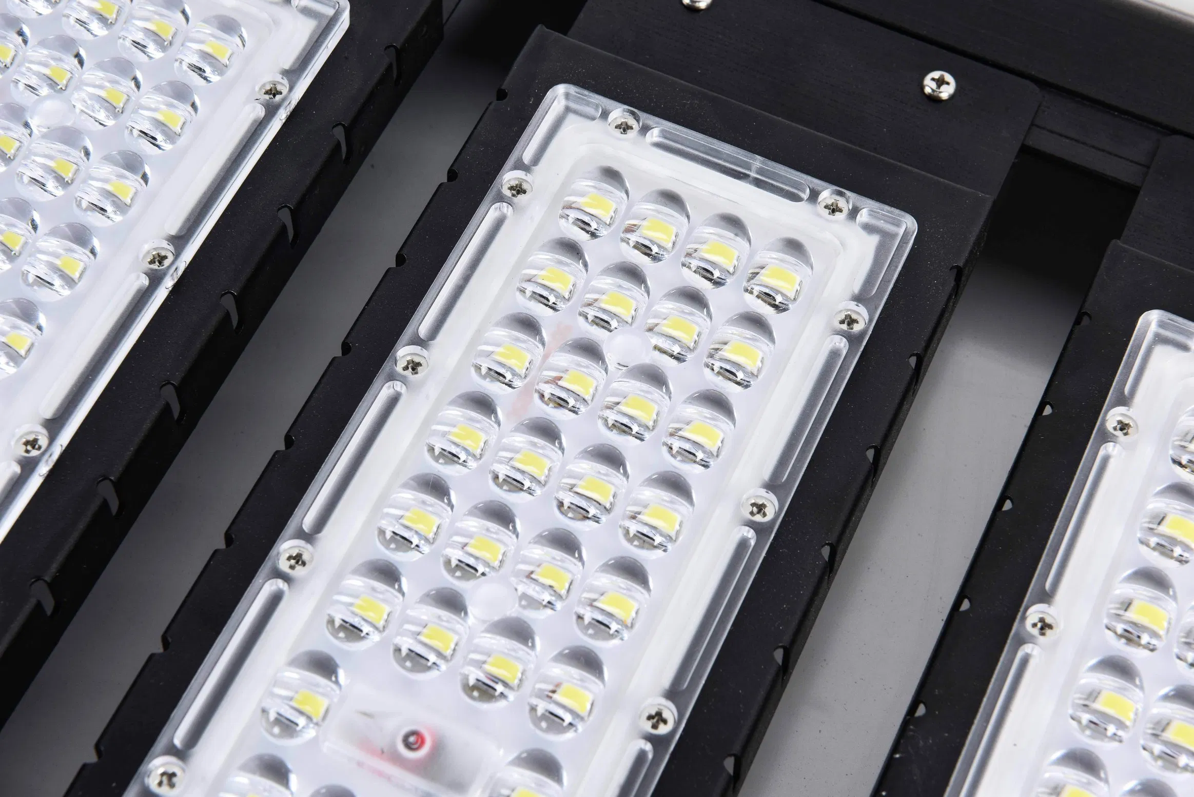 Soluções de Iluminação Pública Solar Inteligente para uma Vida Urbana Sustentável