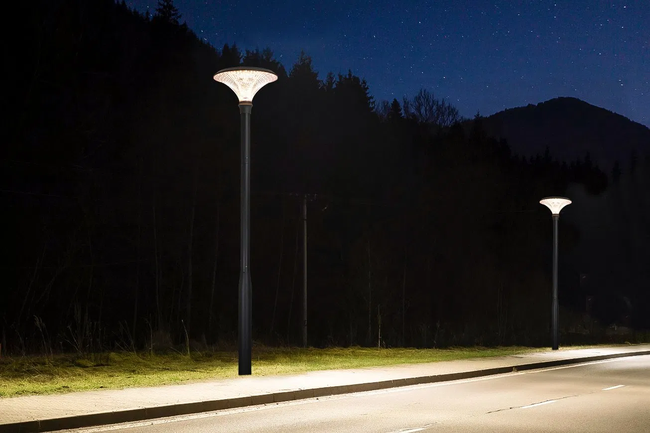 Iluminação Moderna ao Ar Livre LED IP65 50W Luz de Jardim com Estrutura de Alumínio Fundido, Iluminação Solar à Prova d'Água para Paisagismo, Iluminação de Rua LED