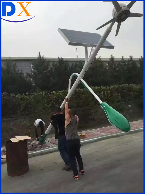 2017 Novo Produto Iluminação Externa para Rua e Casa Alimentada por Energia Solar