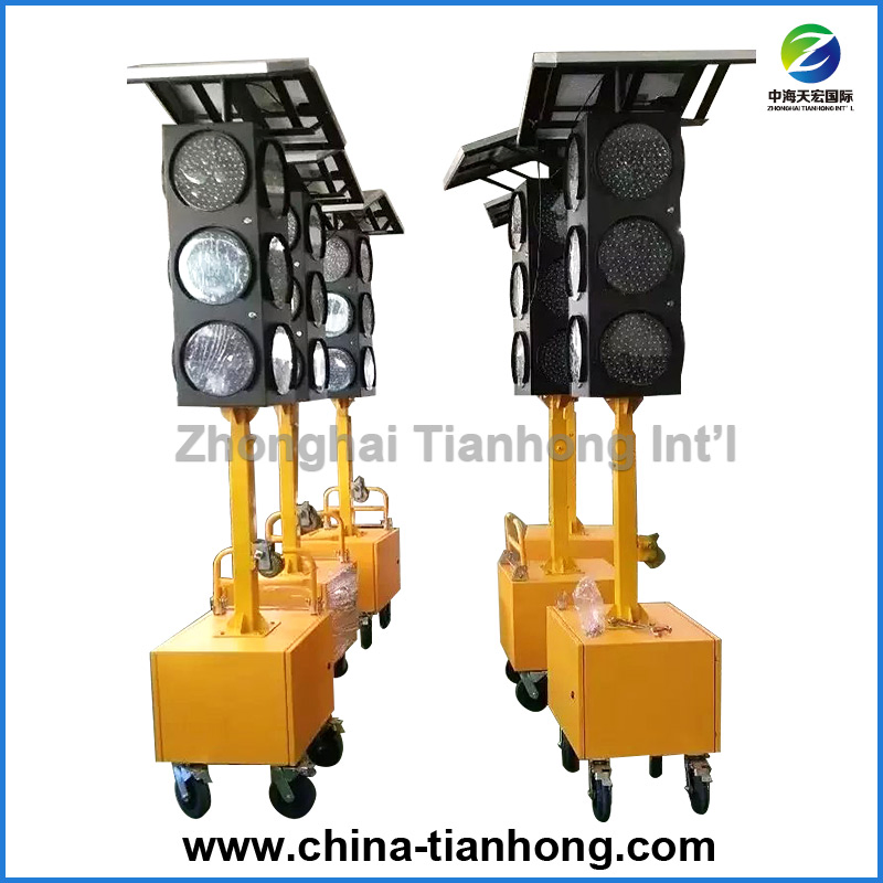 Luz de Tráfego LED Móvel Solar de Alta Qualidade Fabricada na China com Controle GPRS