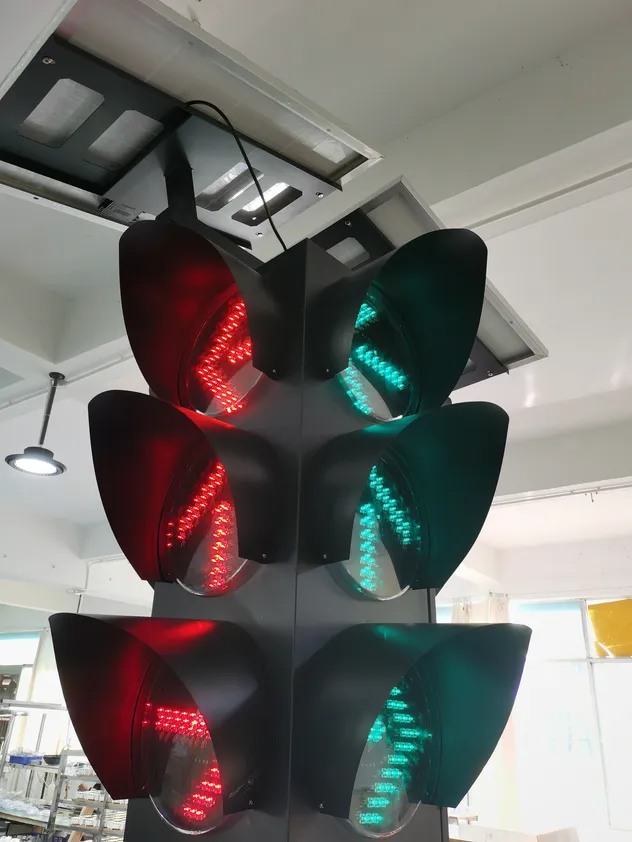 Semáforo Solar LED